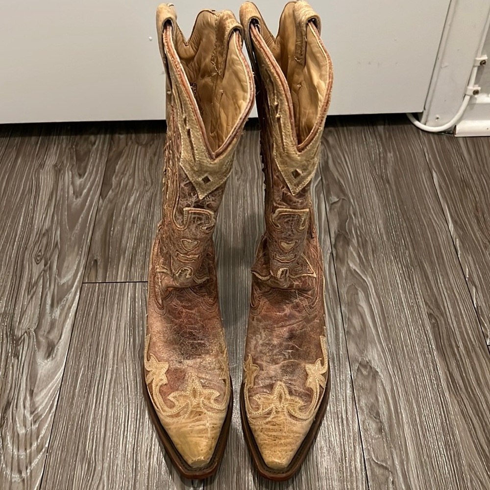 Corral Womens Shoes Corral Crackle Distressed Antique Saddle Boot. Size 7M